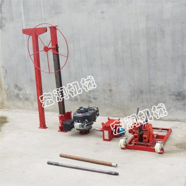 廠(chǎng)家生產(chǎn)汽油取芯機(jī)，戶(hù)外取芯勘探鉆機(jī)